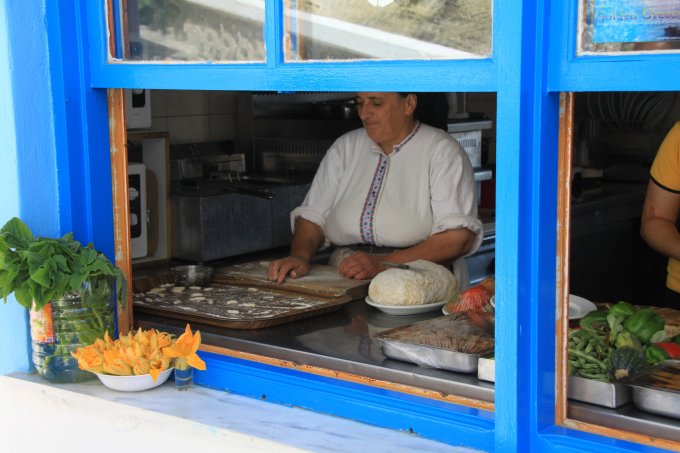 Mieszkanka wioski Olimpos. Karpathos. Grecja